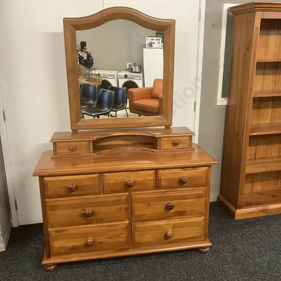 Woodpeckers Solid NZ Rimu 9 Drawer Dressing Table, Adjustable Mirror, Badged. H180 W125 D46cm