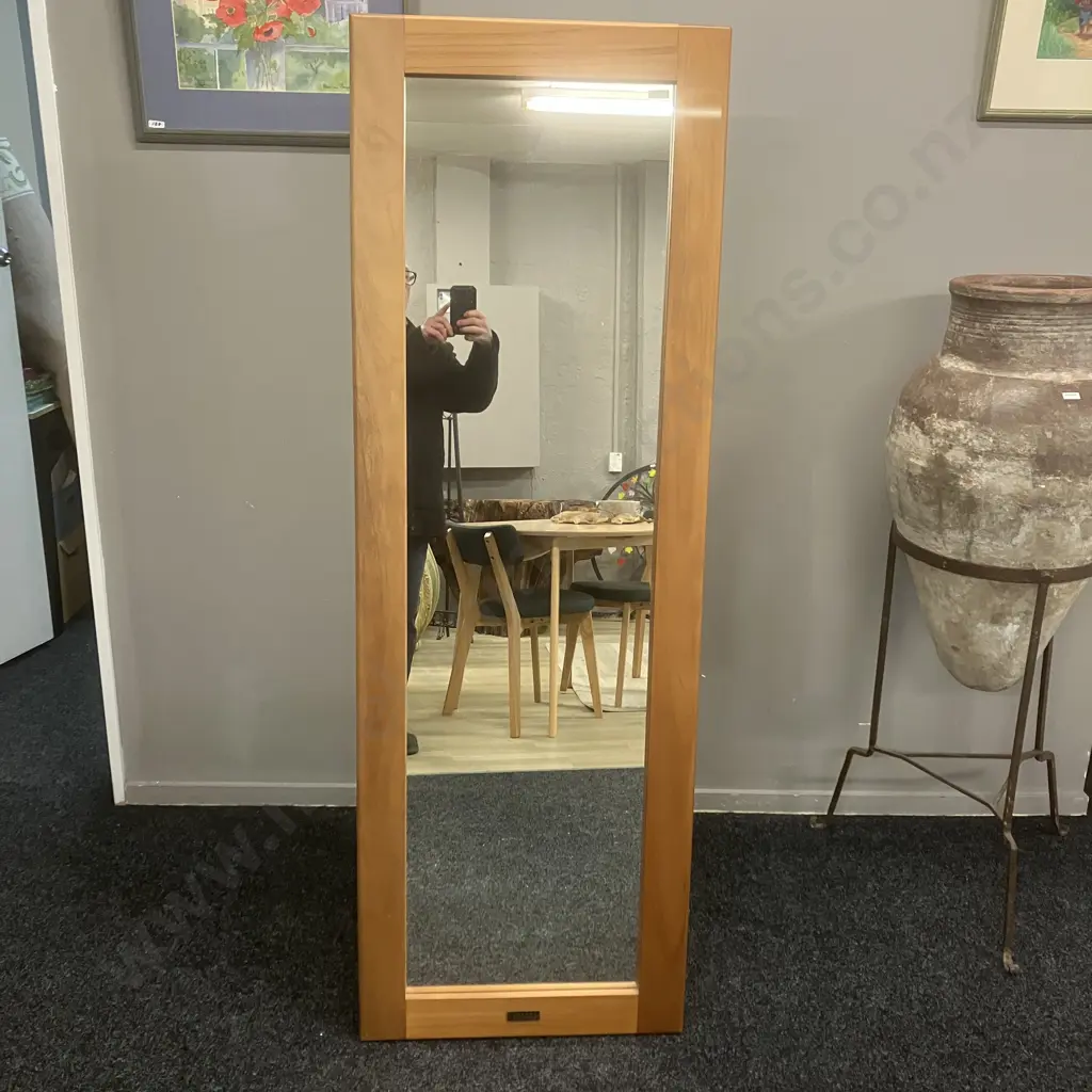 Forest Furniture Fijian Kauri Framed Free Standing Dress Mirror. H170H W85cm Image 1++
