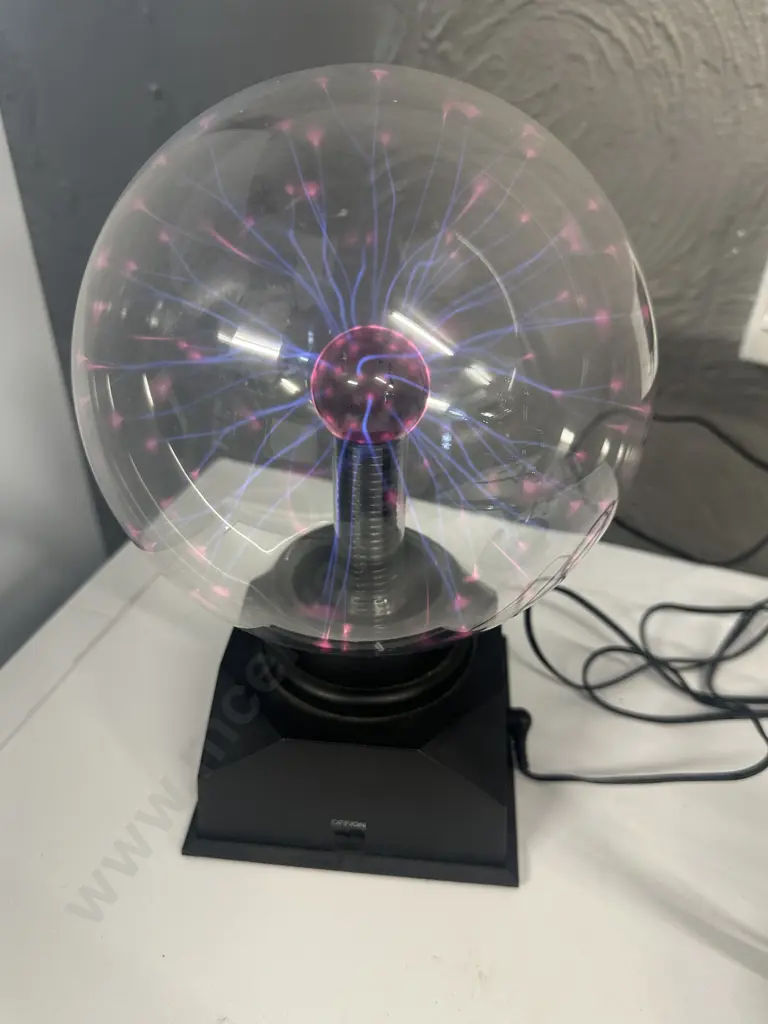 Plasma Ball light & Toy Smith Galaxy Kinetic Desk Toy Image 1++