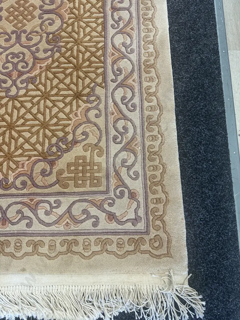 Woollen Floor Rug Camel, Tan, Purple Tones Cream Fringing L162,W92cm. Image 1++