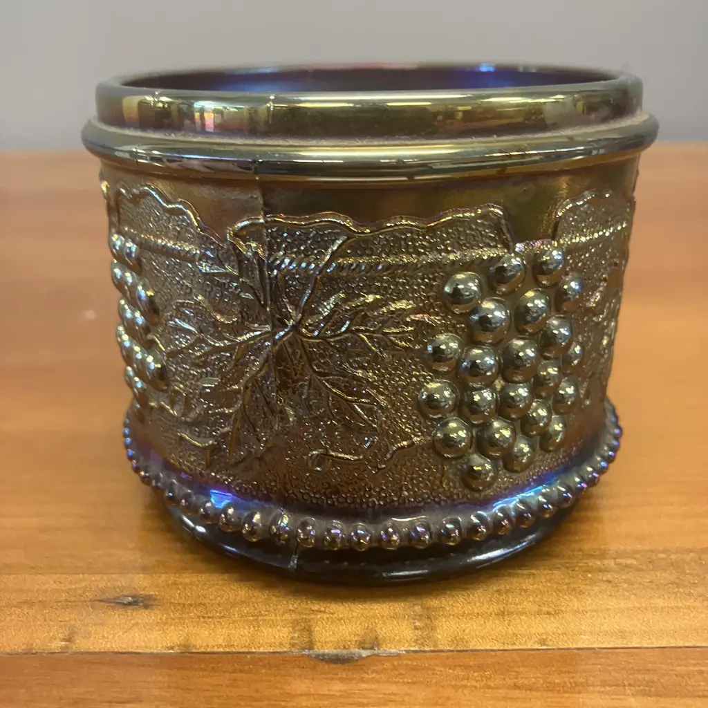 Antique Northwood 'Grape & Cable' Stippled Carnival Glass Powder Jar In Iridescent Amethyst Purple. 7 x 9cm Image 1++