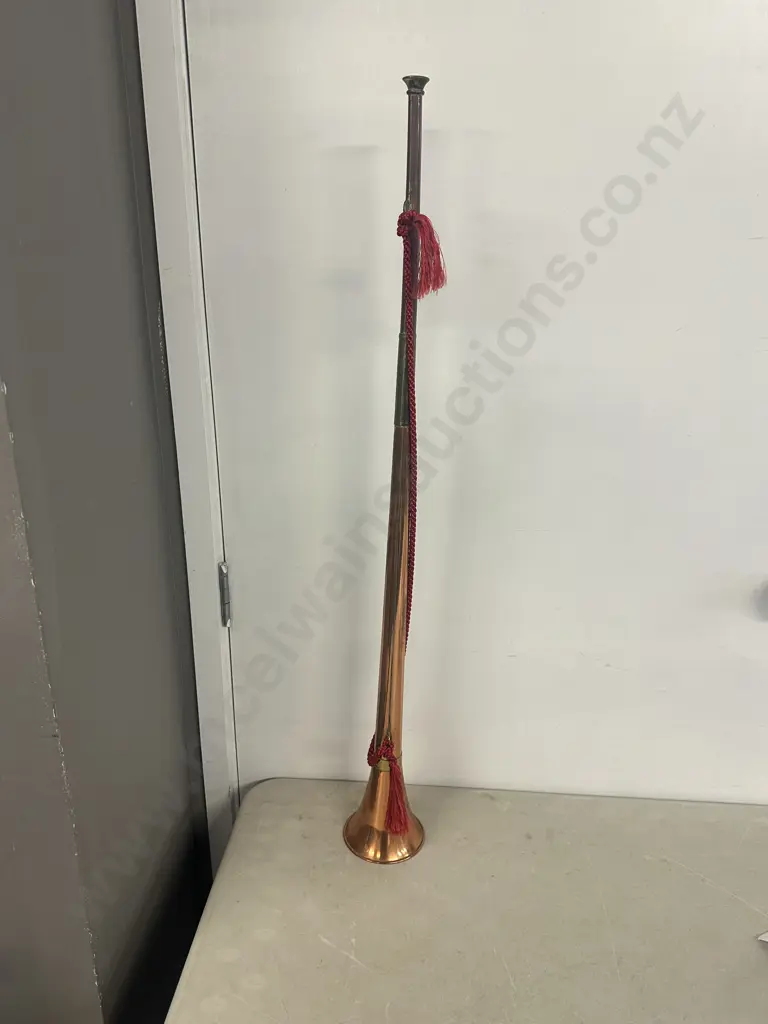 Decorative Brass & Copper Hunting Horn H86cm. Image 1++