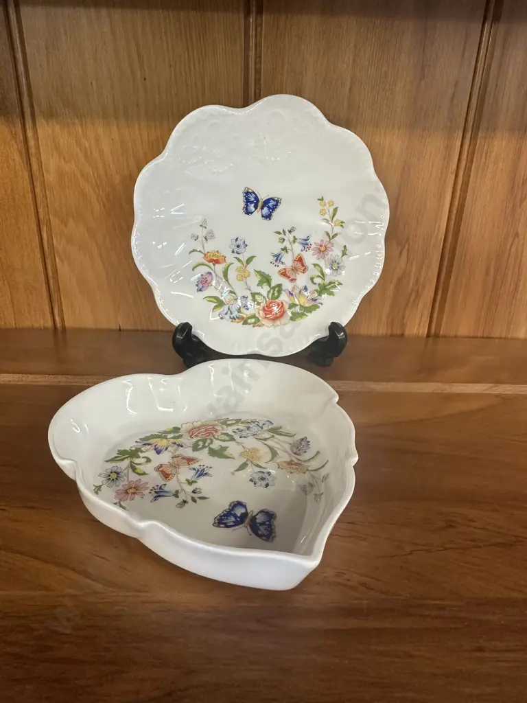Vintage Aynsley Heart Shaped Dish & Round Scalloped Dish  Image 1++
