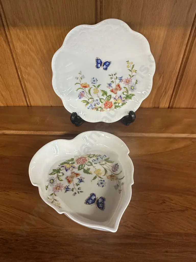 Vintage Aynsley Heart Shaped Dish & Round Scalloped Dish  Image 1++