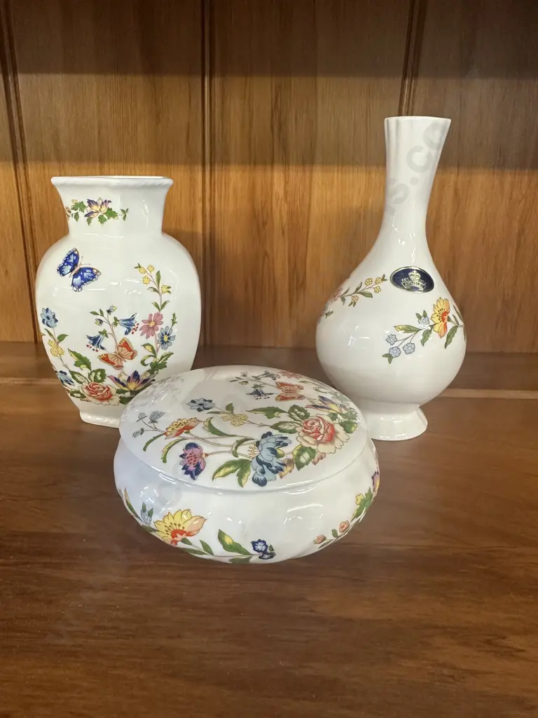 Vintage Aynsley China Cottage Garden Round Lidded Trinket Dish & Vases Image 1++