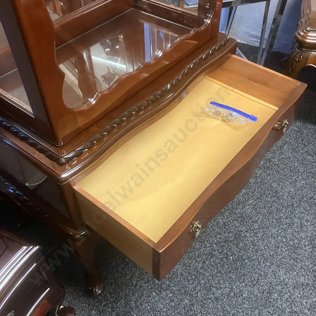 Queen Anne Style Mahogany Dome Top Cabinet, 4 Adj Glass Shelves, Mirror Back, Drawer In Base, Rope Edged. H170 W75 D41cm Image 1++