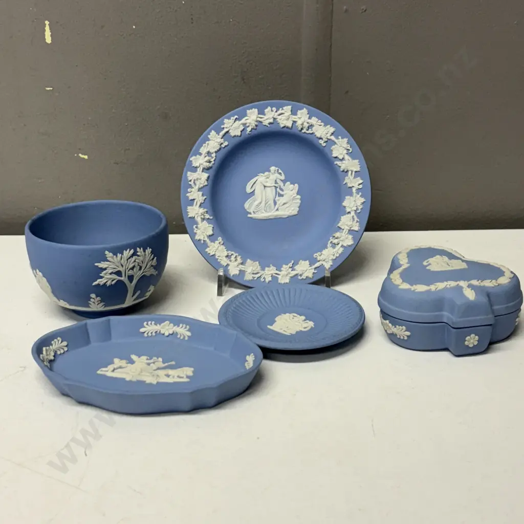 Assortment of Wedgwood Pale blue Jasperware items Image 1++