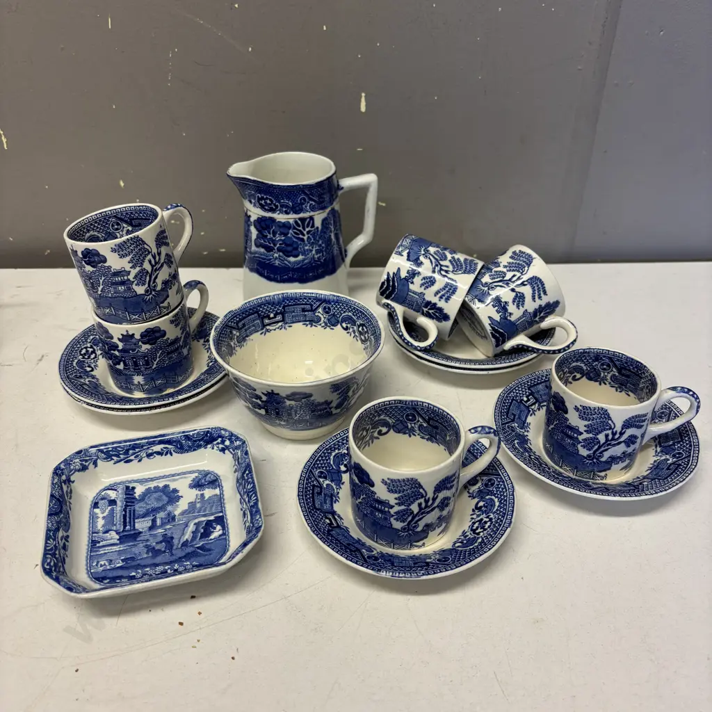 Swinnertons Blue and White "Old Willow" teaware incl. Spode and Phoenix blue and white items Image 1++
