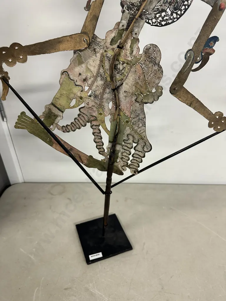 Antique Wayang Kulit Shadow Puppet, Buffalo Velum. H72cm Image 1++