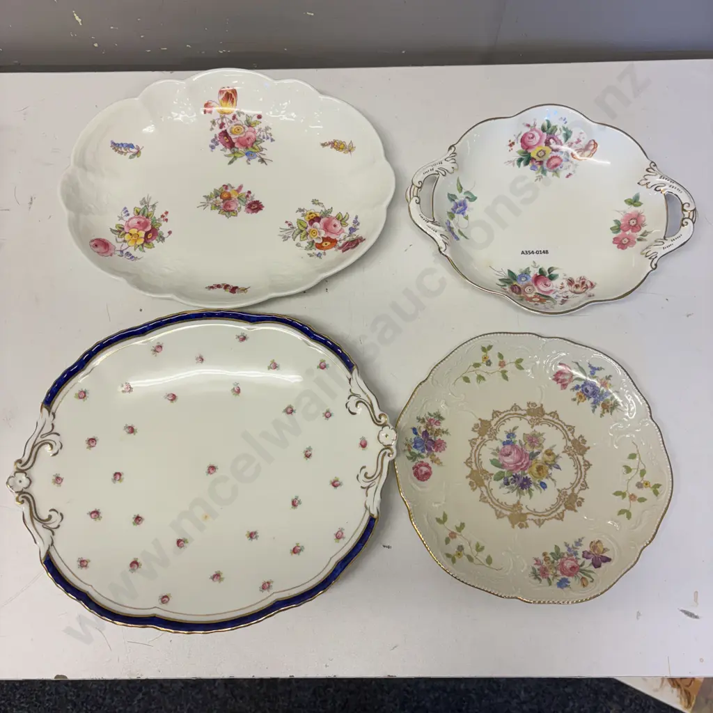 Assorted Collectable Porcelain Dishes Image 1++