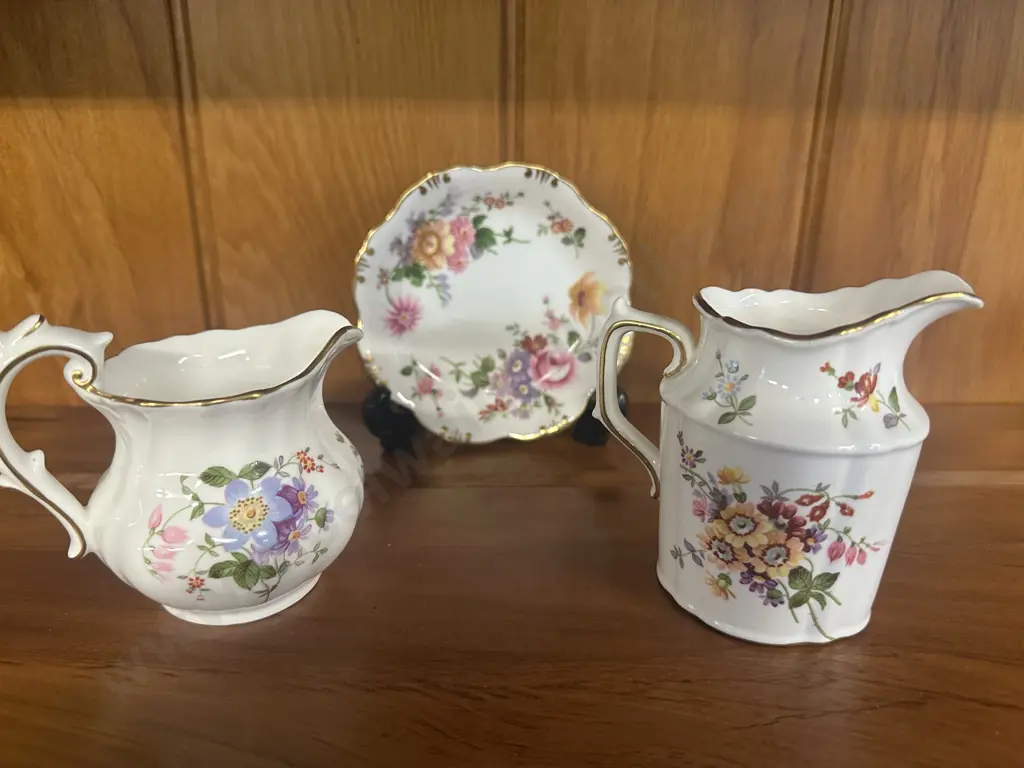 Royal Crown Derby Poises Creamers & Demi Dish Image 1++