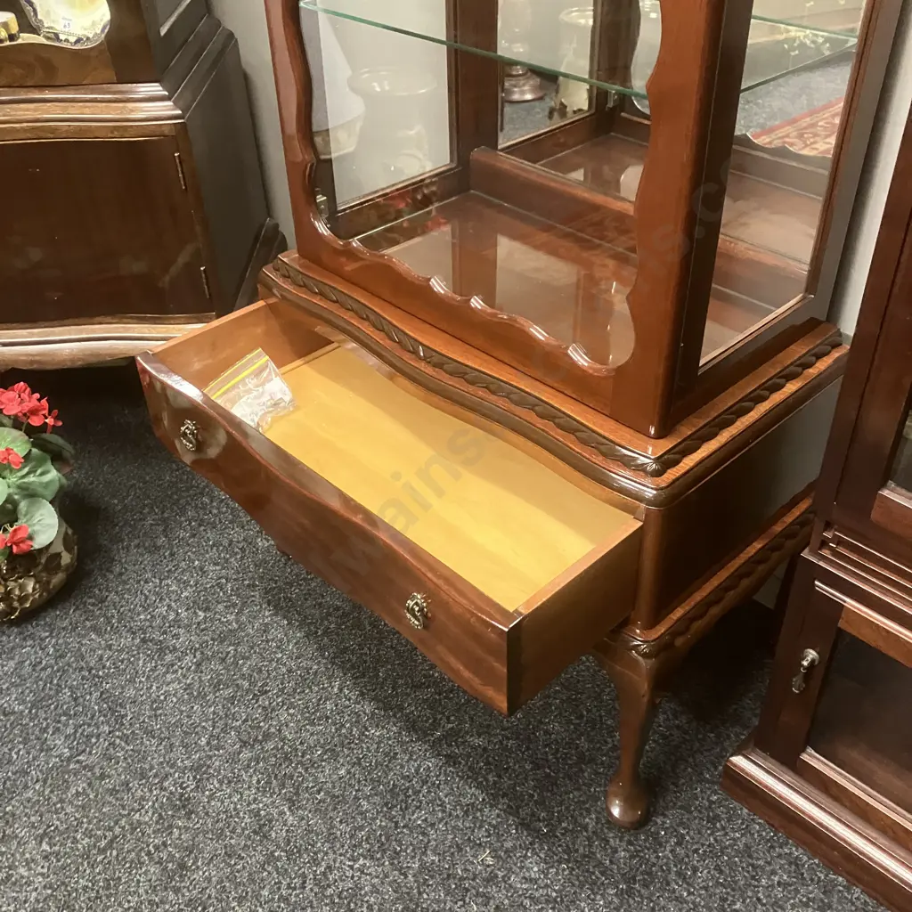 Queen Anne Style Mahogany Dome Top Cabinet, 3 Adj Glass Shelves, Mirror Back, Drawer In Base, Rope Edged. H170 W75 D41cm Image 1++