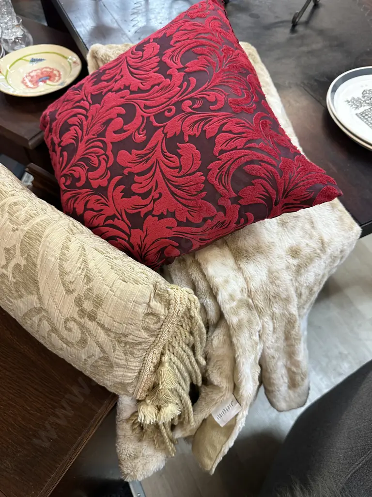 Store House Throw, Red Square Cushion, Rectangular Tasselled Cushion Image 1++