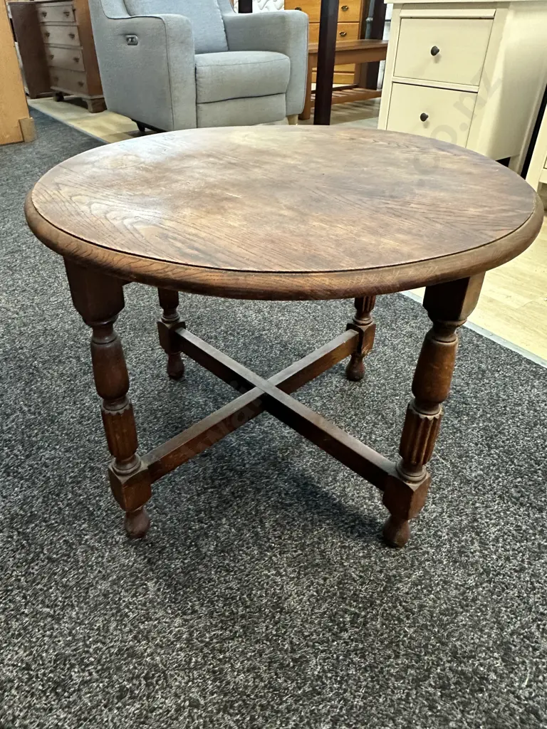 Antique Oak Round Side Table With X Base. 47 x 59.5cm Image 1++