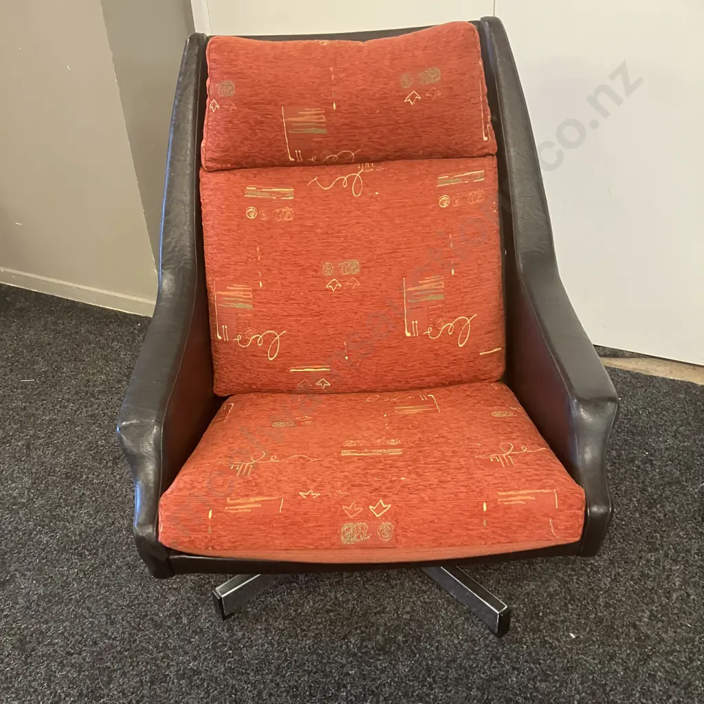 Fler by Fred Lowen Mid Century Swivel Based Black & Red Armchair Image 1++