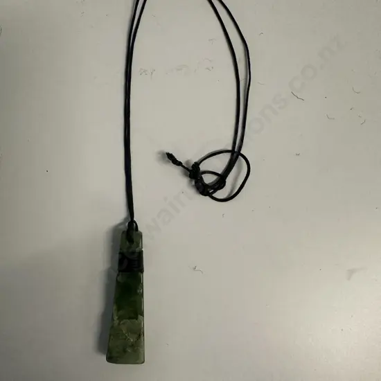 Greenstone Pounamu Necklace L6,W2cm.