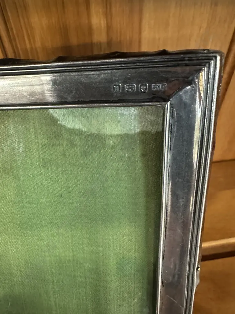 Selection of Photo Frames Includes Hallmarked, Antique Etc Image 1++
