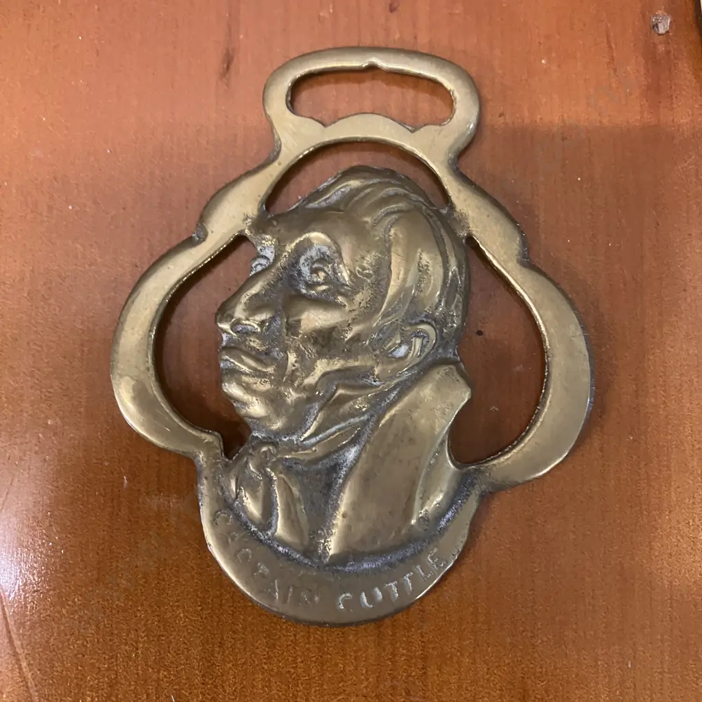 Vintage Horse Brasses - Gretna Green The Famous Anvil, Elephant & Castle, Captain Cuttle (Dombey And Son Character) Image 1++
