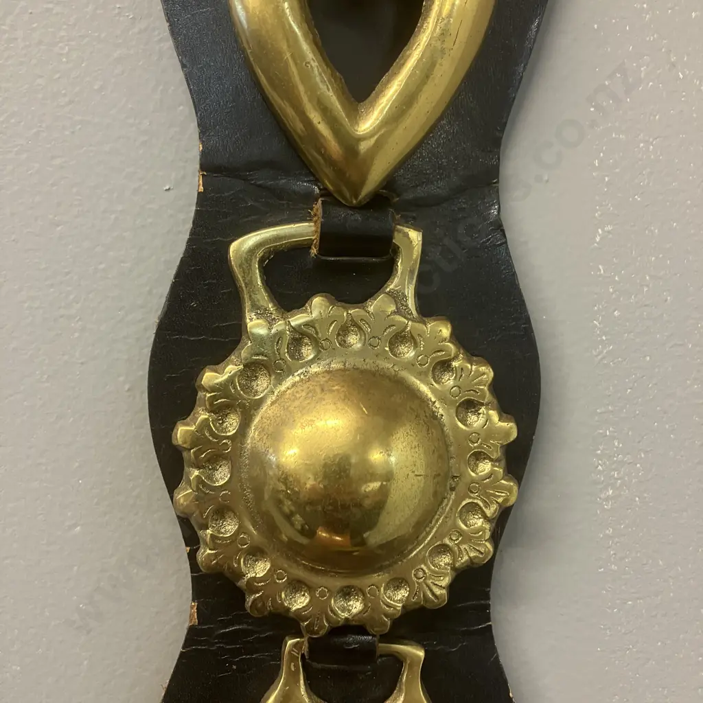 Vintage Six Horse Brasses Mounted On a Brown Leather Strap. L85cm Image 1++