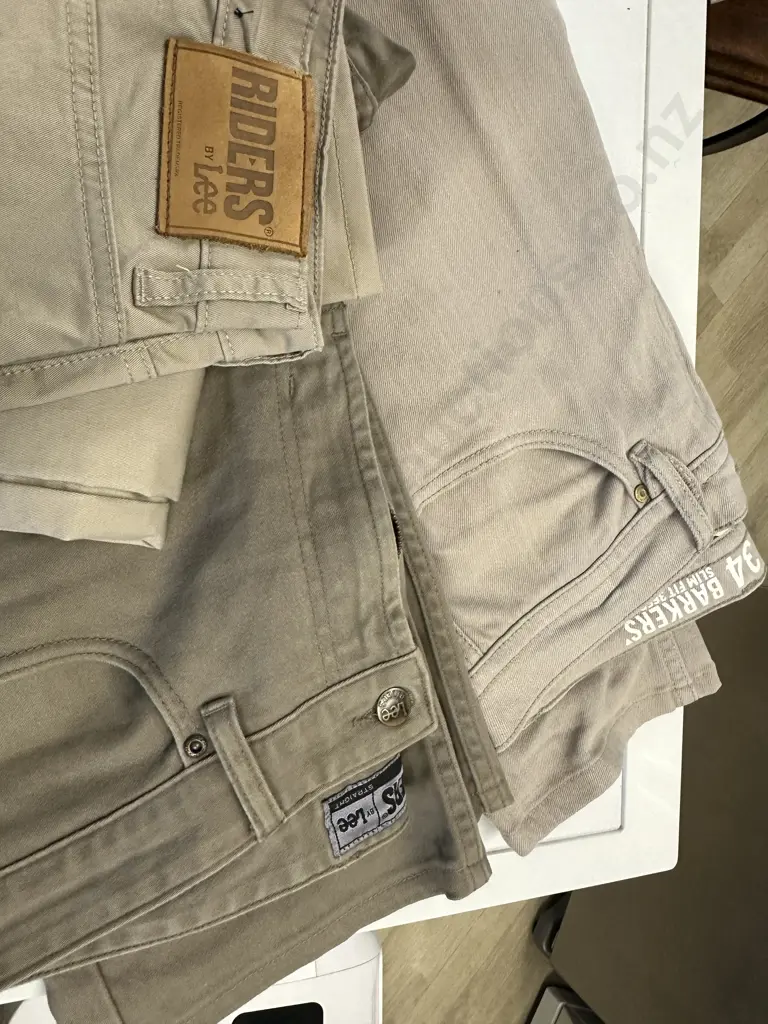 Mens Jeans Lee Riders & Barkers Size 34 x 3 Image 1++