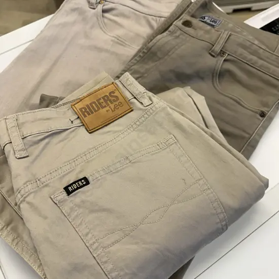 Mens Jeans Lee Riders & Barkers Size 34 x 3