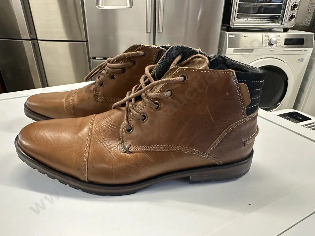 New Bull Boxer Saints South Mens Dress Boots, Cognac, Size 41, Boxed Image 1++