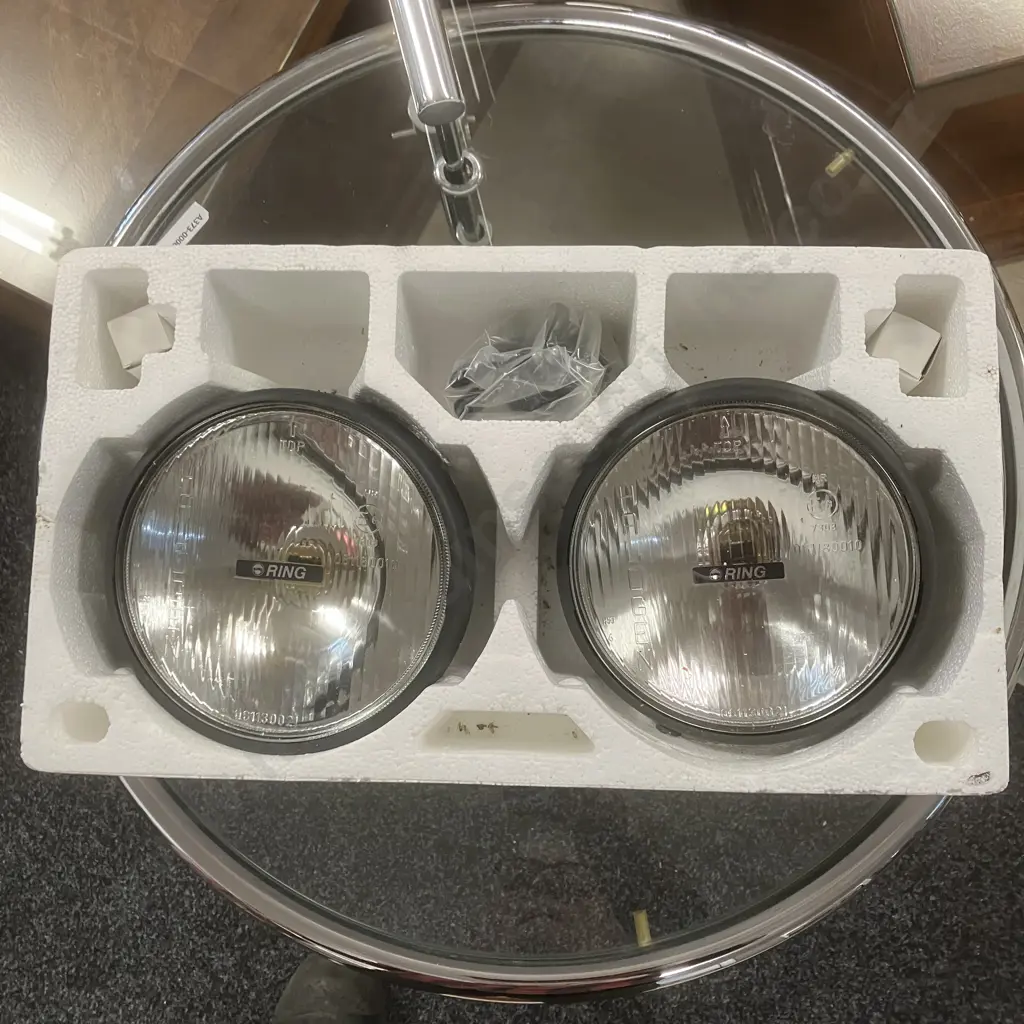 Retro Ring Road Runner Halogen Lamps, Boxed Image 1++