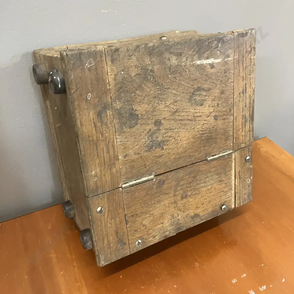Everett Edgcumbe Vintage Ammeter Type U.P. (No. 616112) Image 1++