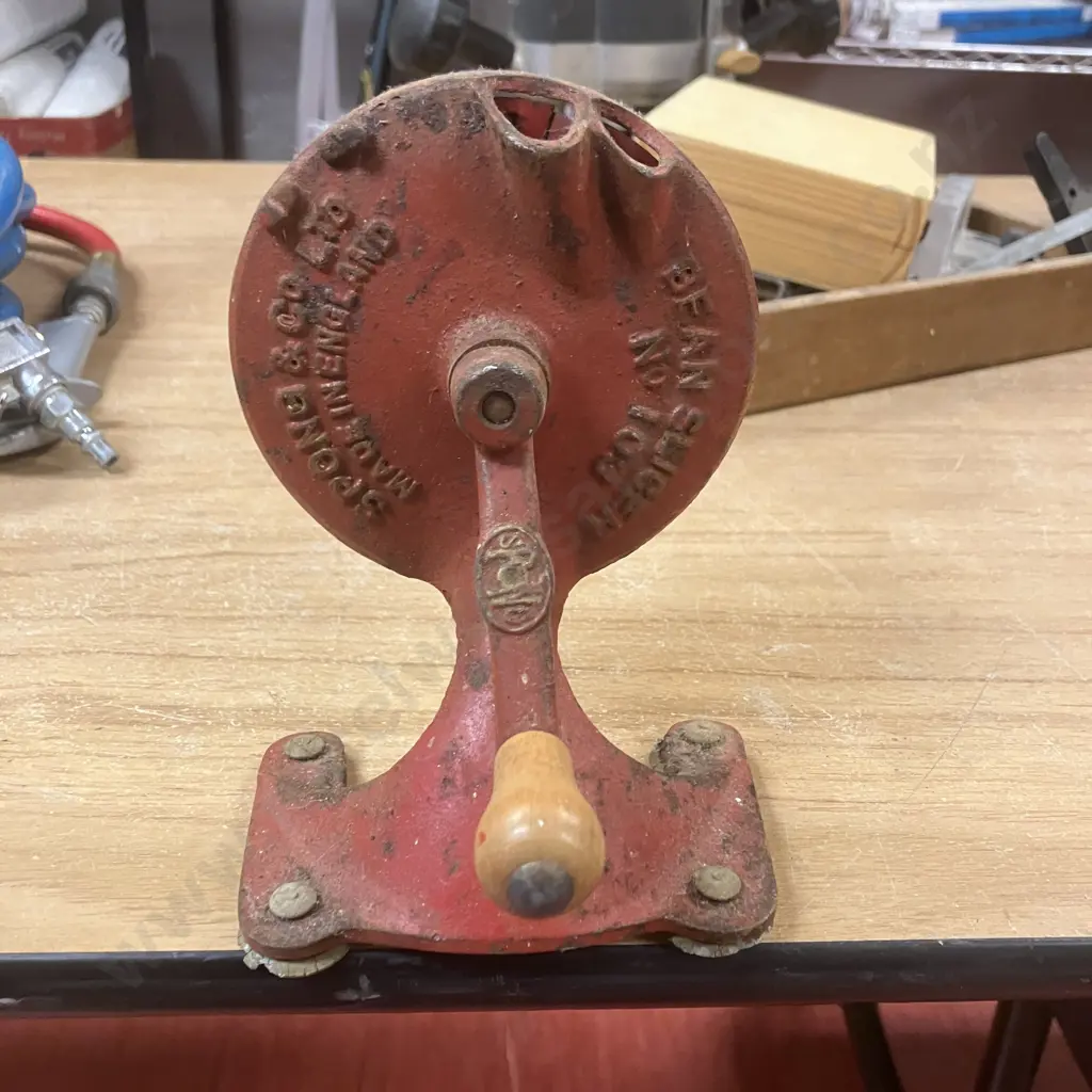 Vintage Red Spong and Co - England No. 103 Bean Slicer Image 1++