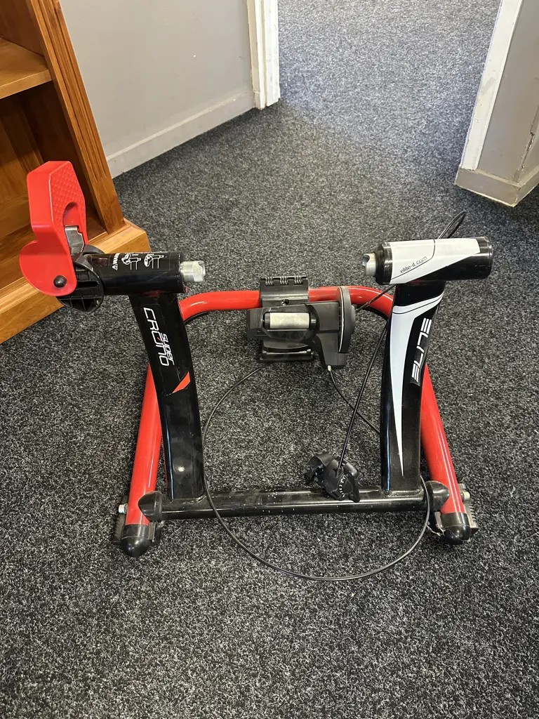 Eilte Super Crono Bike Trainer Image 1++