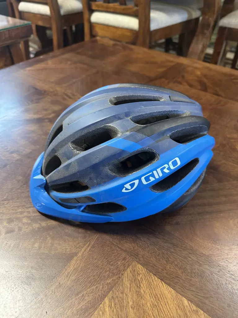 Giro Bike Helmet 54-61cm Image 1++