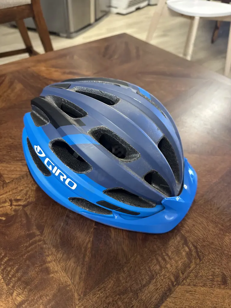 Giro Bike Helmet 54-61cm Image 1++