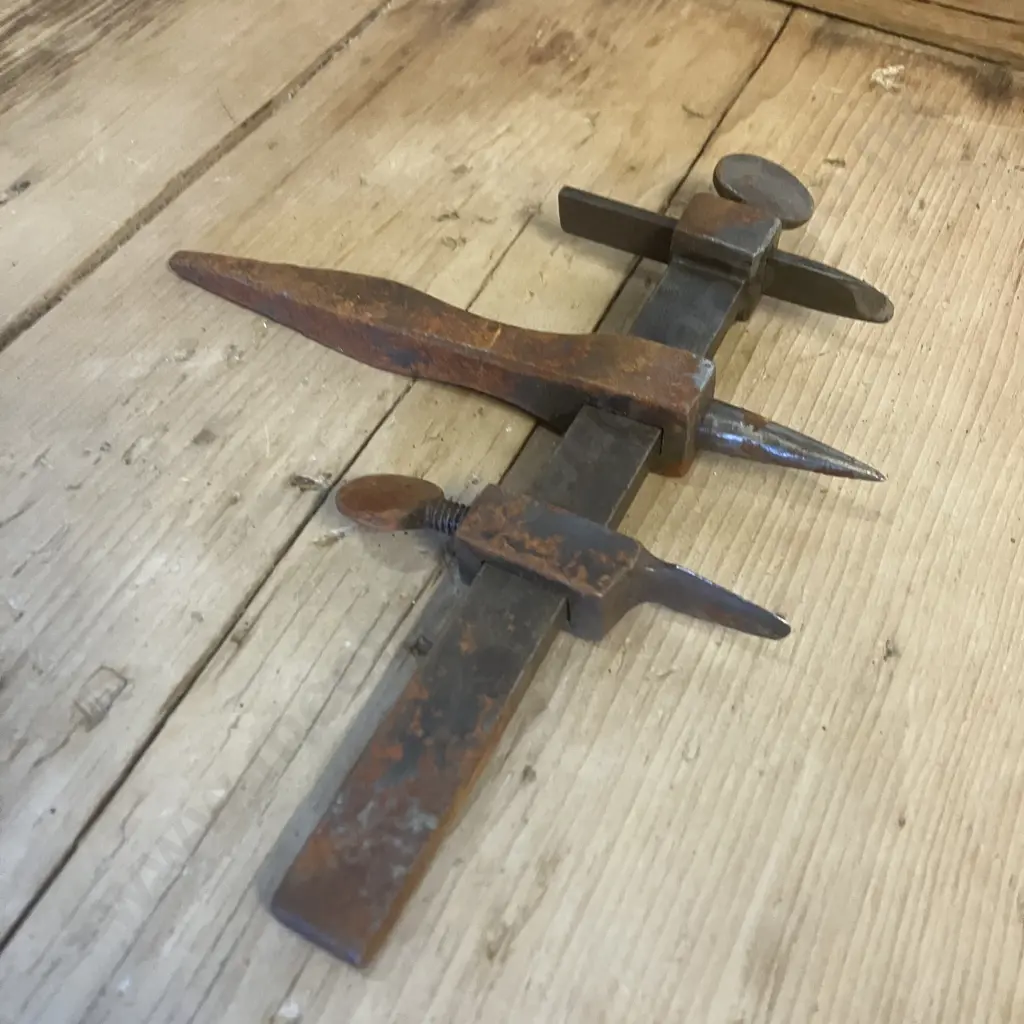Antique Leather Working Tool - Washer Cutter Set Image 1++