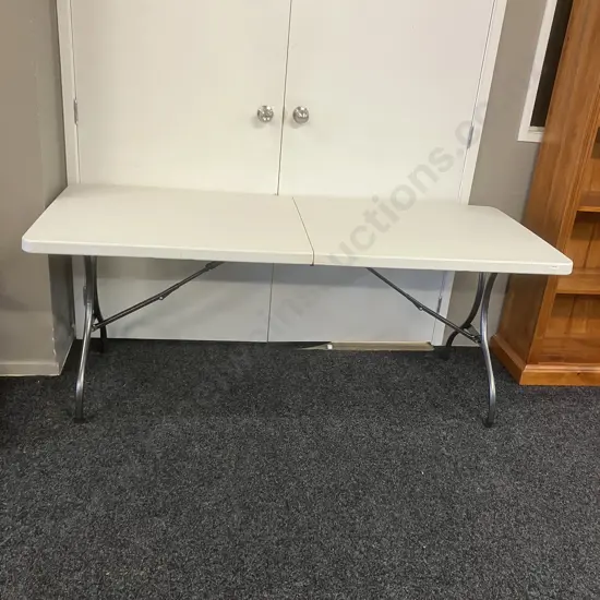 Folding Trestle Table. H72 W181 D75cm