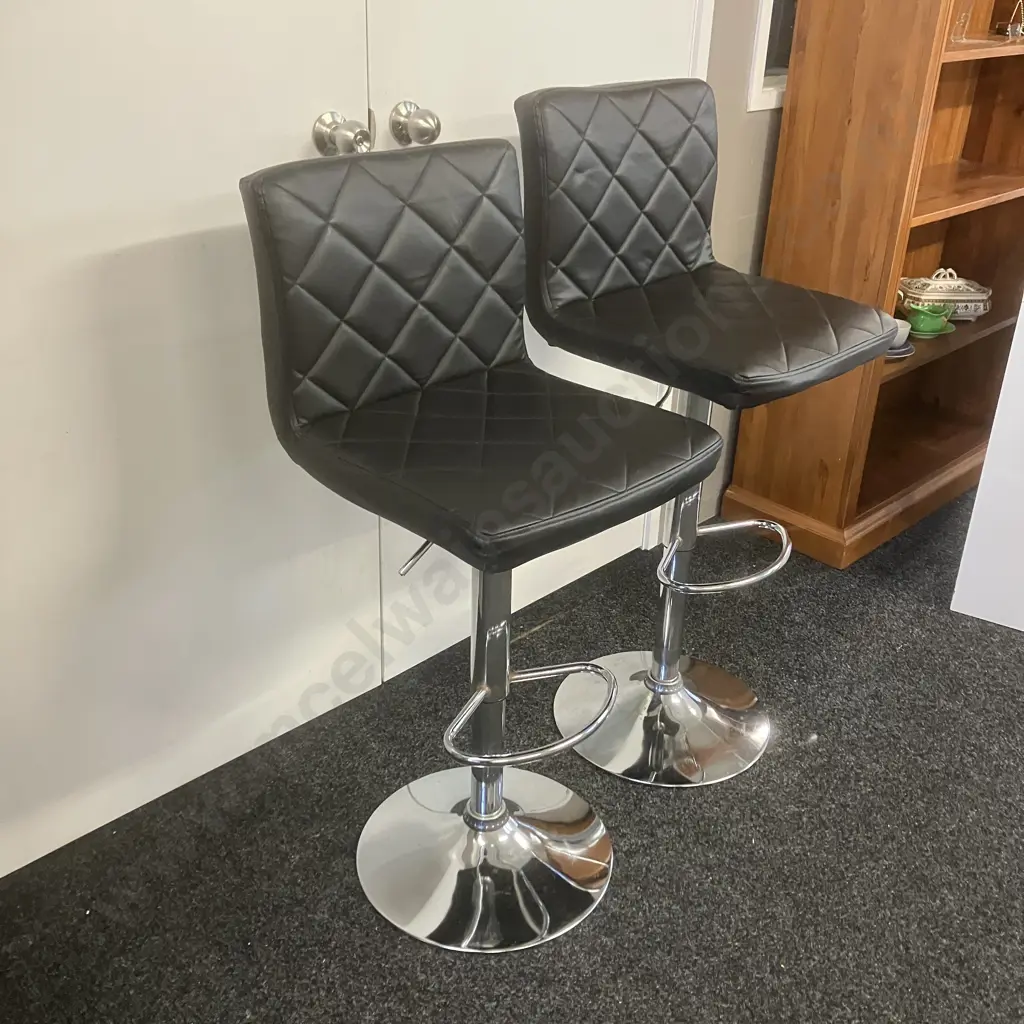 Pair of Black Faux Leather Kitchen Stools. Gaslift Adjustable Image 1++