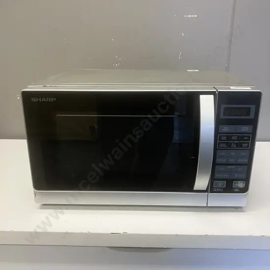 Sharp Microwave Oven With Grill. R-60A0(S)