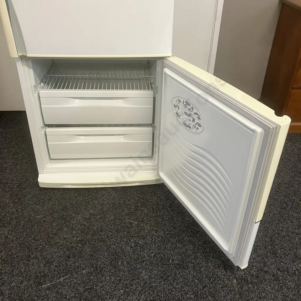 Westinghouse Freestyle 415 Litre Fridge Freezer - Model BJ424T-R*16 Image 1++