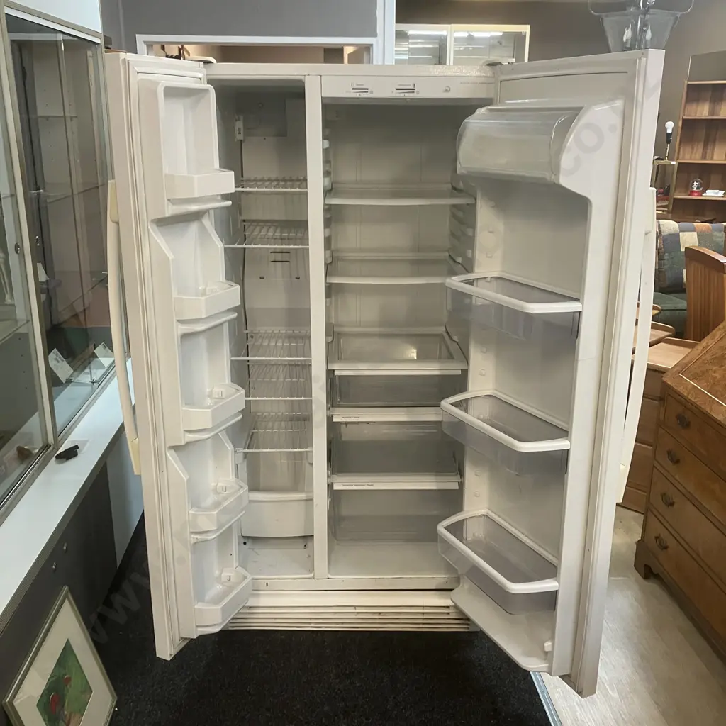 Whirlpool 640 Litre Side By Side Fridge Freezer Model 6ED2FHKXVQ01 Image 1++