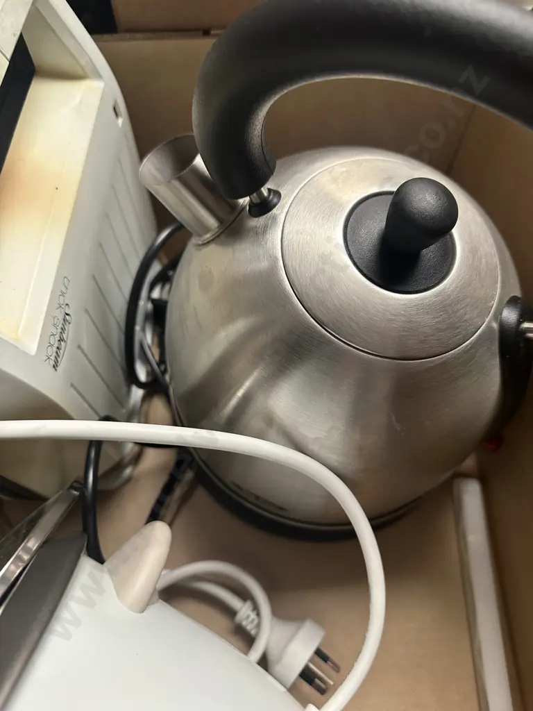 Zip Electric Jug, Sunbeam Toastie Maker & Homemaker Rice Cooker Image 1++