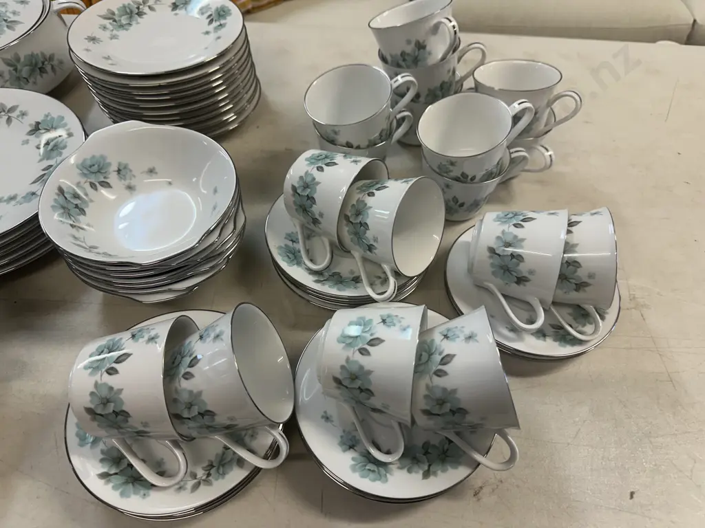 Vintage 1967 Noritake RC Japan 968 Alouette Dinnerware (as found) Image 1++