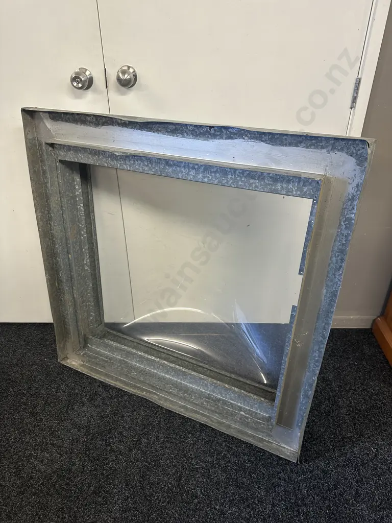 Roof Skylite & Vent Galvanised Tin & Perspex 100x100cm Image 1++
