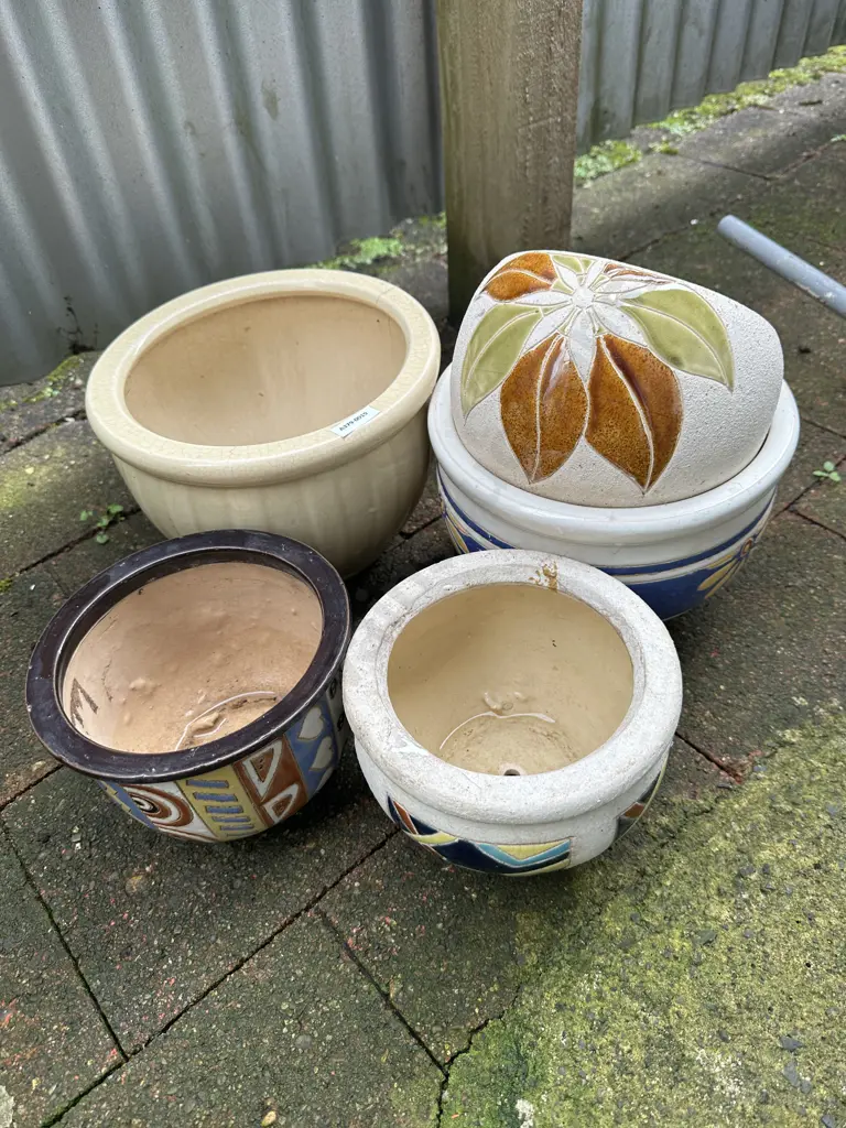 Assorted Garden Pots x 5 - Mosaic Look Etc Image 1++