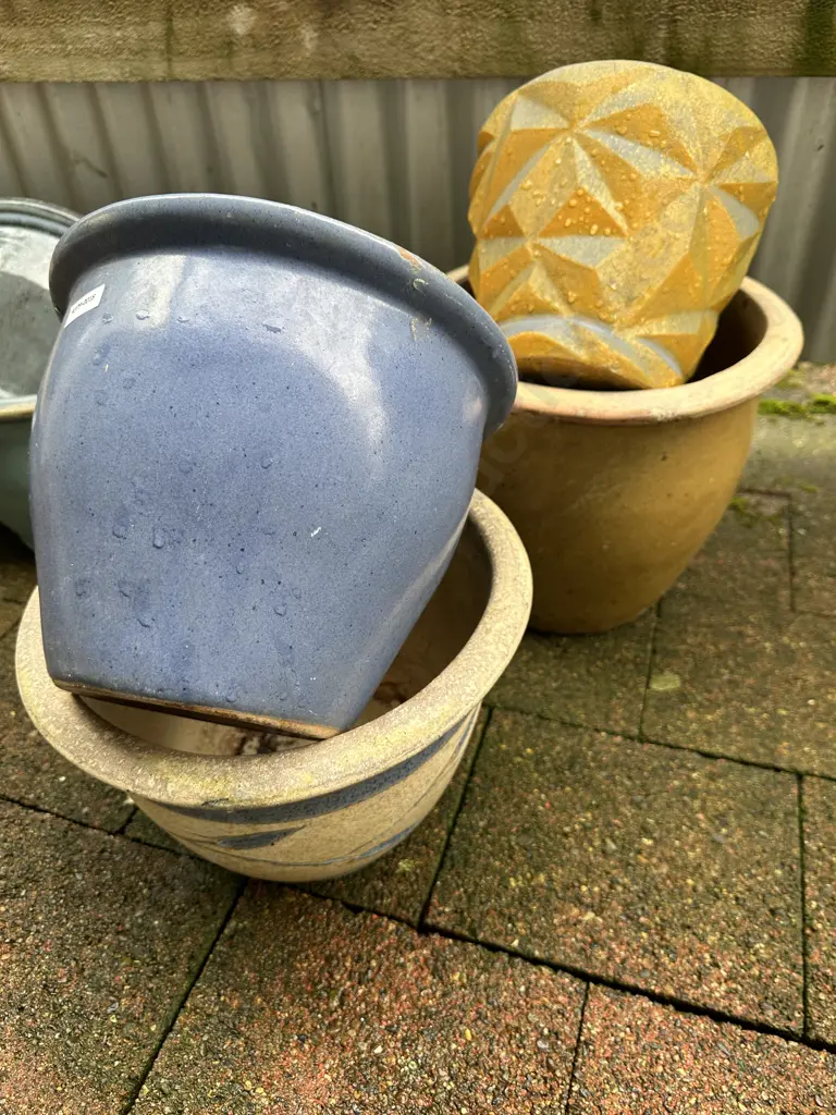 Assorted Garden Pots x 4 Image 1++