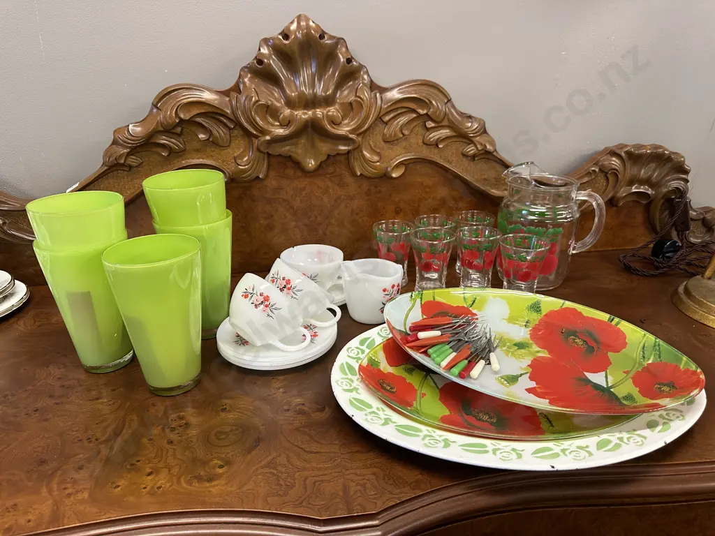 Vintage Mid Century  Tomatoe Juice Jug & Glasses, Fire King Primose Ware, Vase Etc Image 1++