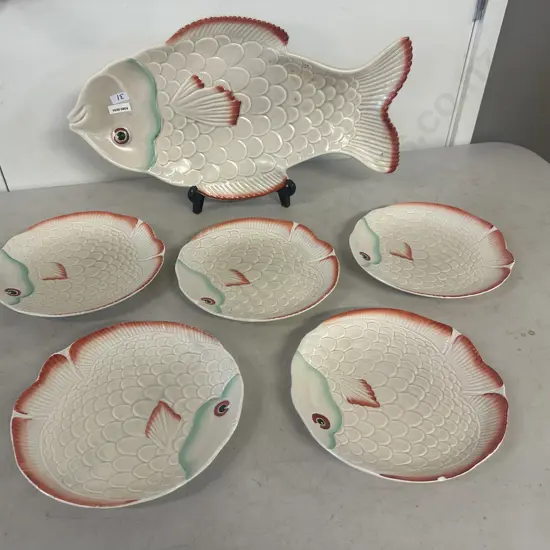 Crown Devon Footed Fish Platter & Side Plates (as found)