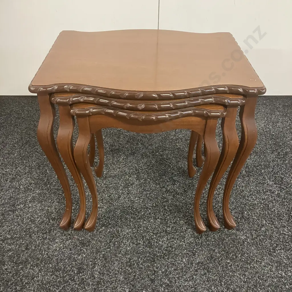 Nest Of Three Mahogany Tables, Pie Crust Edges, Fine Cabriole Legs Image 1++