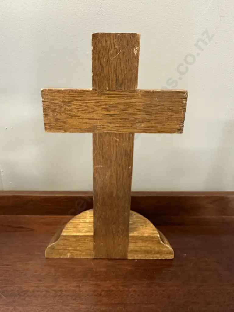 Vintage Art Deco Crucifix Chrome Metal Figure On Oak Stand. H31.5cm Image 1++