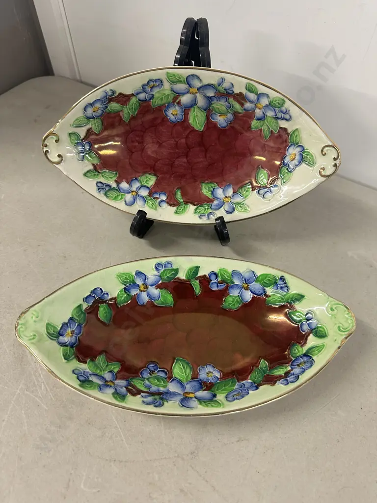 Vintage Maling Embossed Lustre Floral Thumb Print Oval Serving Dishes Image 1++