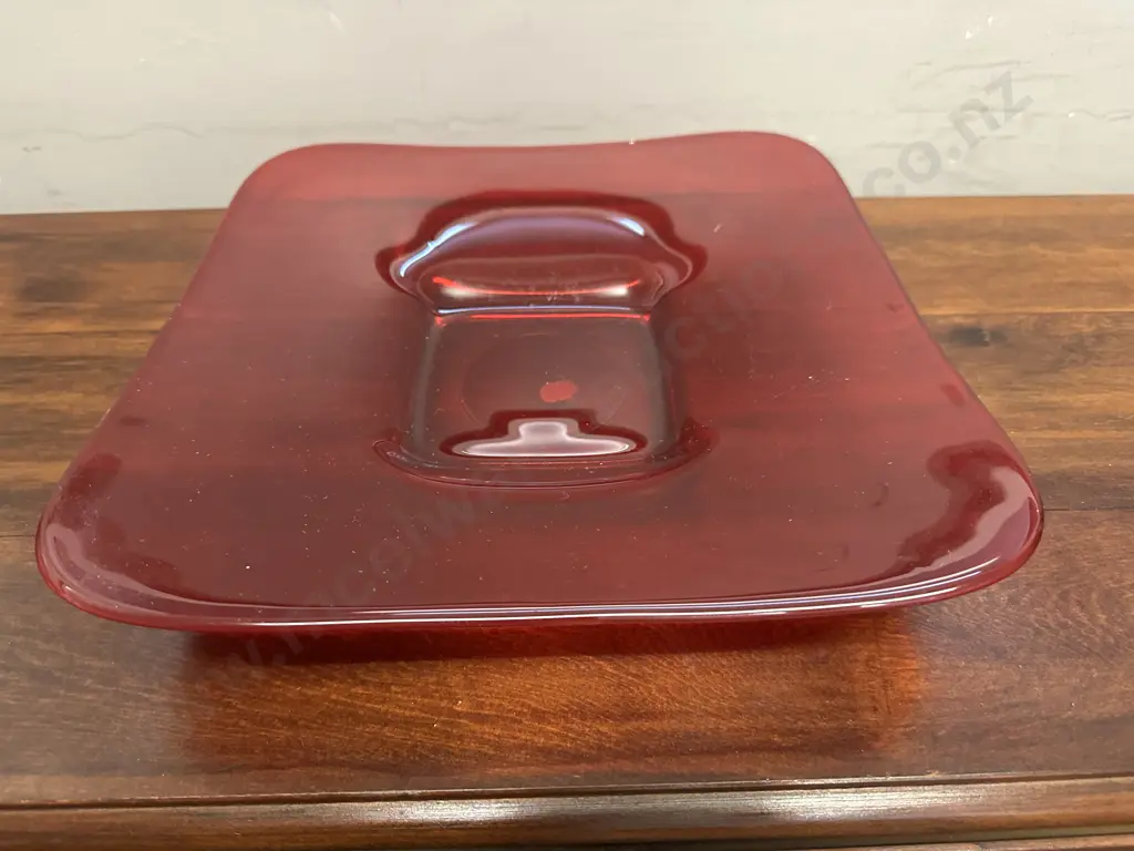 Mid Century Art Glass Ruby Red Bowl 31x31cm. Image 1++