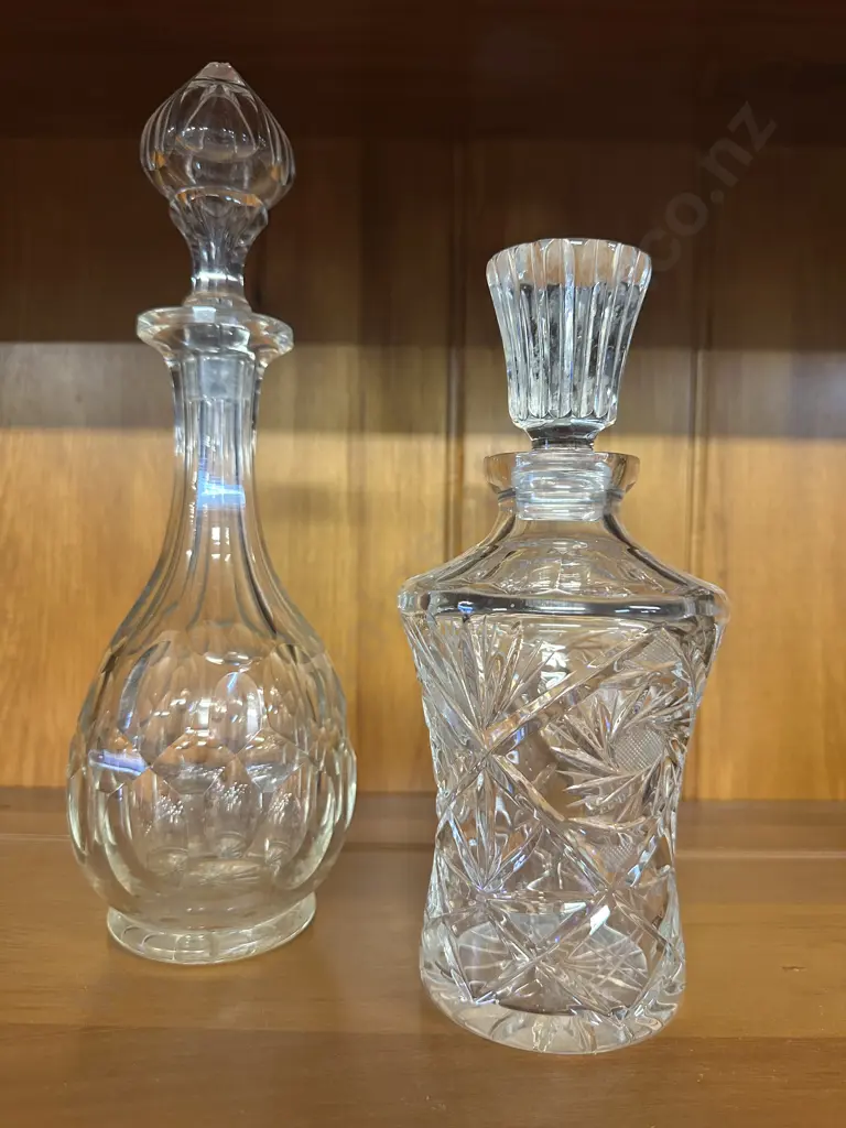Vintage Crystal Decanters x2 Image 1++